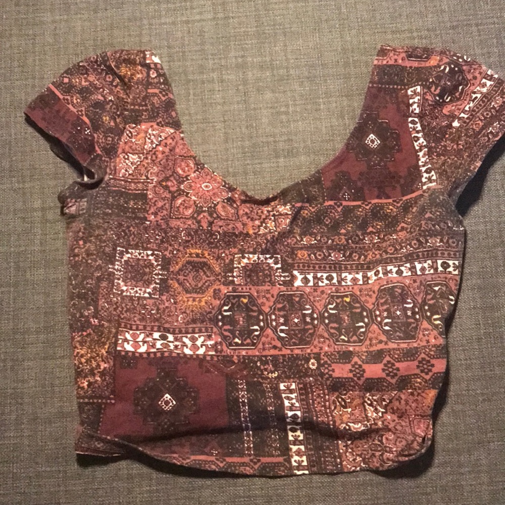 Crop top